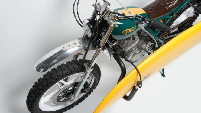 Honda FT400 ubahan Deus Ex Machina