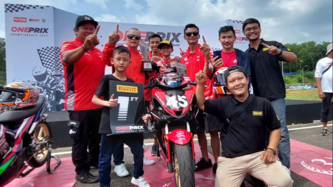 Pembalap 10 tahun ini juara di One Prix