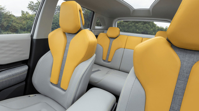 Mitsubishi XFC Concept