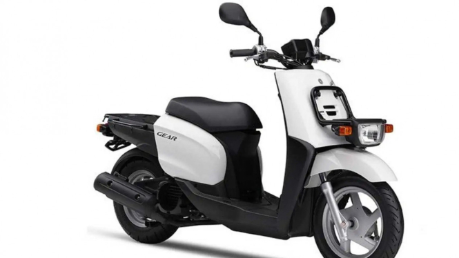 Yamaha Gear di Jepang bentuknya lebih keren dari Gear 125 di RI