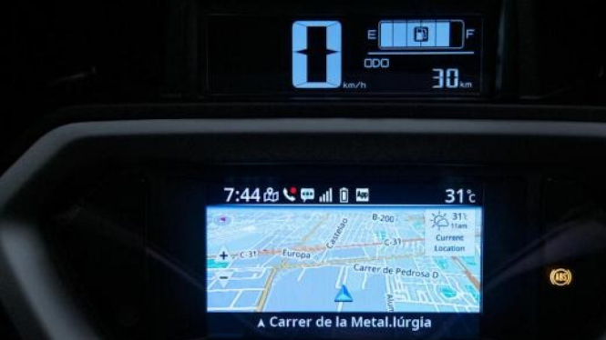 Fitur GPS di Yamaha XMAX terbaru