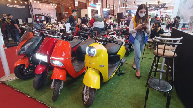 Motor listrik termurah di IMOS 2022