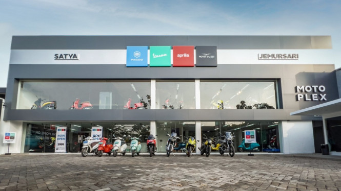 Motoplex Piaggio Surabaya