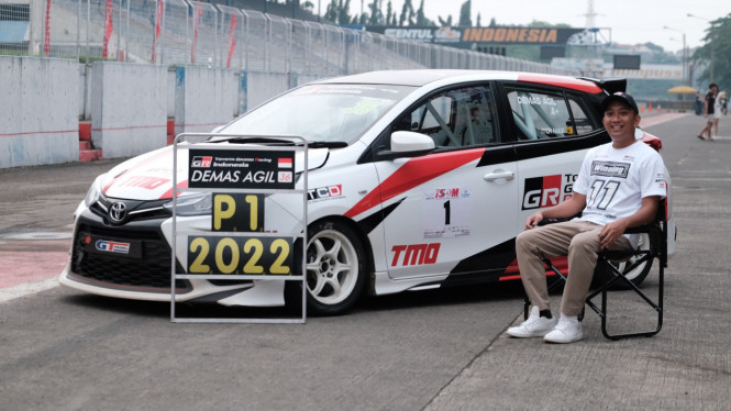 Pembalap Toyota Demas Agil juara ISSOM di kelas 1.600cc