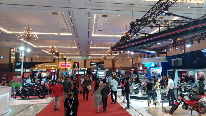 Pengunjung di IMOS 2022