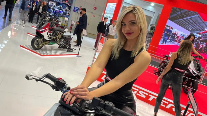 SPG seksi di EICMA Milan