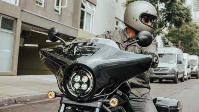 Honda CMX1100 Rebel versi Touring