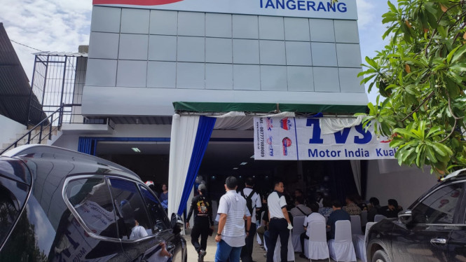 Dealer Baru TVS