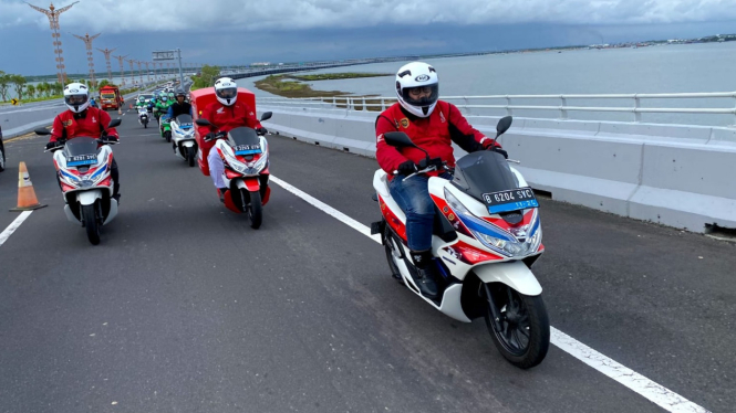 Honda PCX Electric touring KTT G20
