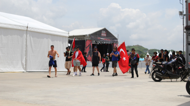 Teman Sekampungnya Toprak Razgatlioglu
