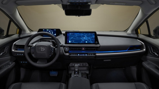 Toyota Prius terbaru