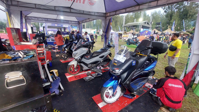 Servis Maxi Yamaha Day di Ijen