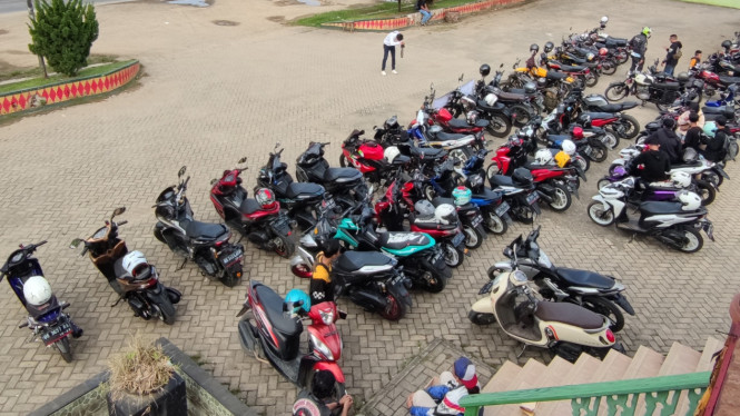 Komunitas motor bantu korban gempa Cianjur