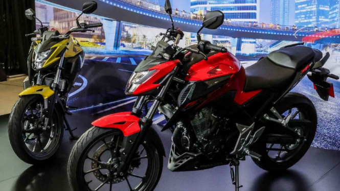 Honda CB300F