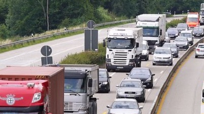 Tips perawatan truk.
