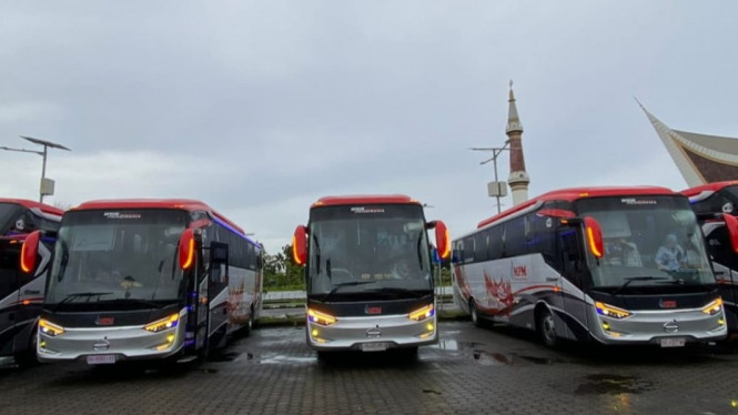 Hino R260 Air Suspension