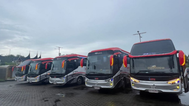 Bus Hino R260 Air Suspension