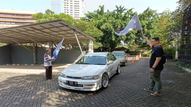 Komunitas mobil Elite