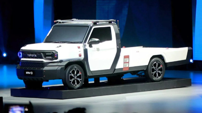 Toyota IMV 0