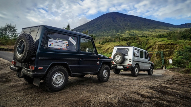 Mercedes Jip Indonesia