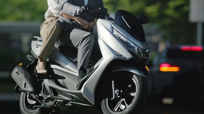 Desain Suzuki Burgman Haojue UHR 150