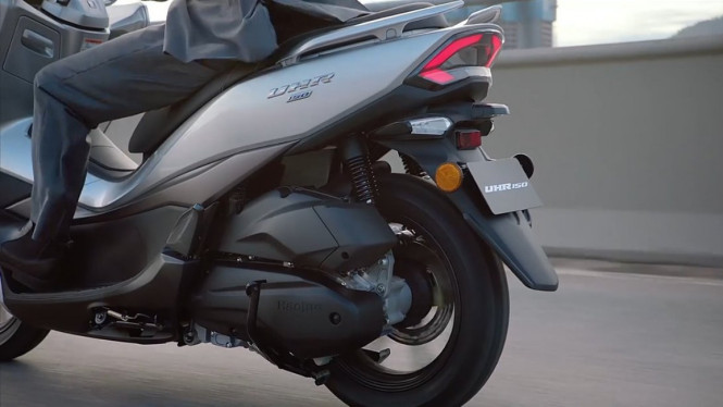 Desain Suzuki Burgman Haojue UHR 150
