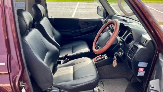 Interior Mitsubishi Pajero lawas