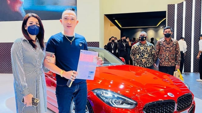 Jhon LBF orang kaya baru