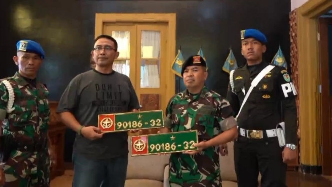 Plat nomor TNI AD