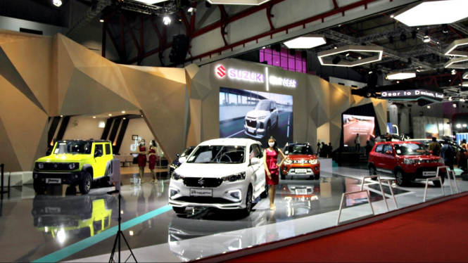 Promo mobil Suzuki di IIMS 2023
