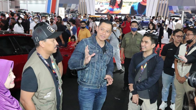 Agus Harimurti Yudhoyono (AHY)