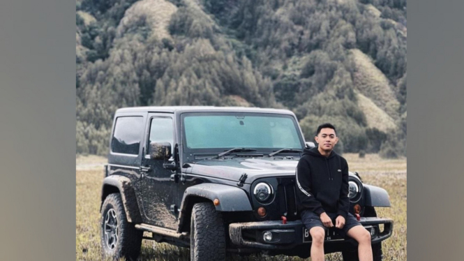 Jeep Rubicon milik anak pejabat pajak