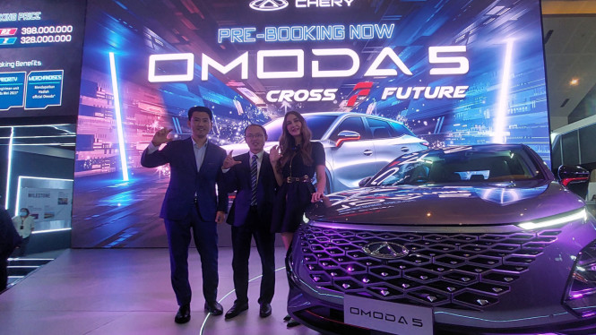 Luna Maya kepincut Chery Omoda 5