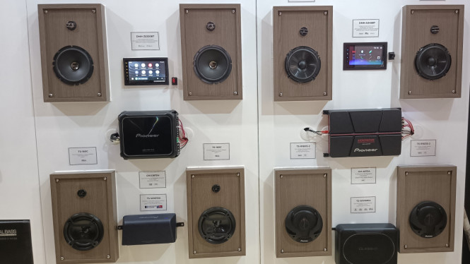 Audio sistem mobil Pioneer