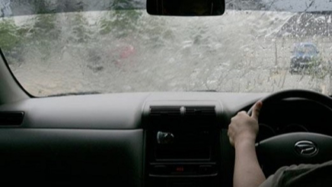 Tips musim hujan Daihatsu
