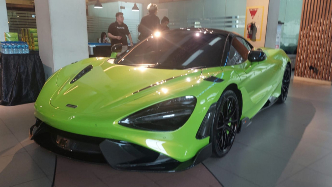 mobil mewah