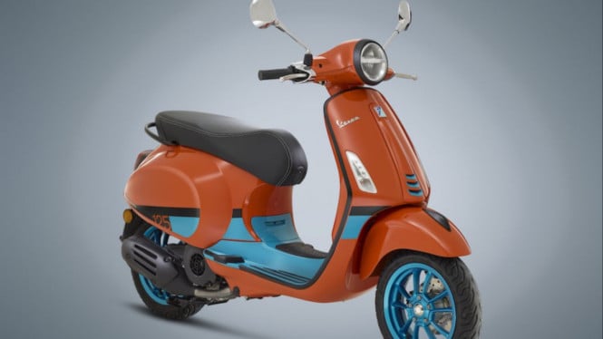 Vespa Primavera Color Vibe