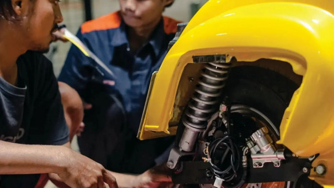 Bengkel konversi motor listrik Elders Energy