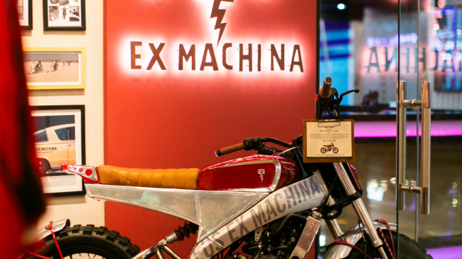 Deus Ex Machina buka di Kokas