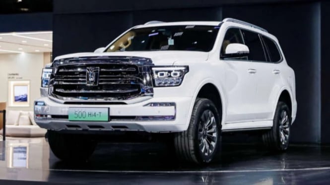 Sekilas Mirip Toyota Land Cruiser Mobil China Ini Punya Teknologi