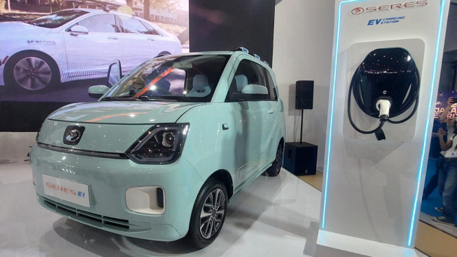 Mobil listrik Seres E1