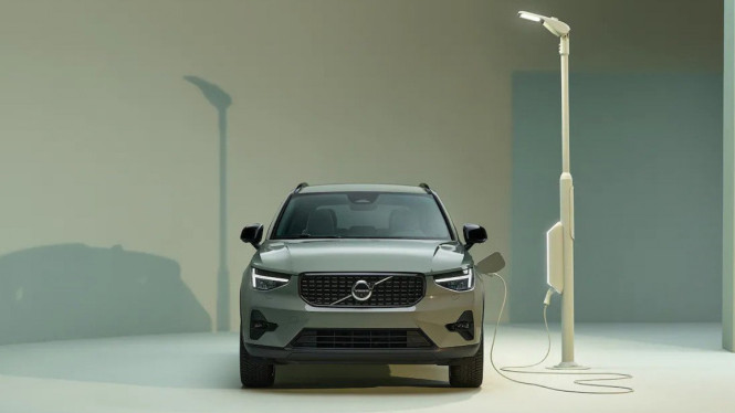 Volvo Recharge XC40