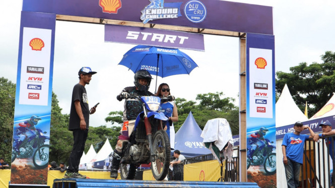 SHELL bLU cRU Yamaha Enduro Challenge