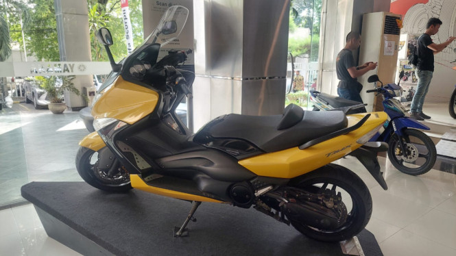 Yamaha Tmax