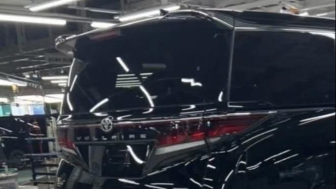 Toyota Vellfire baru