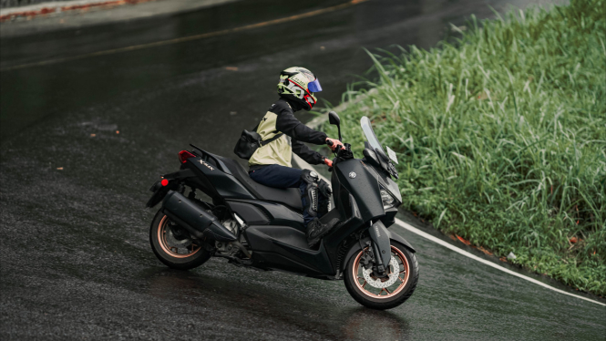 Tips mengendarai motor matik di tanjakan, dan turunan