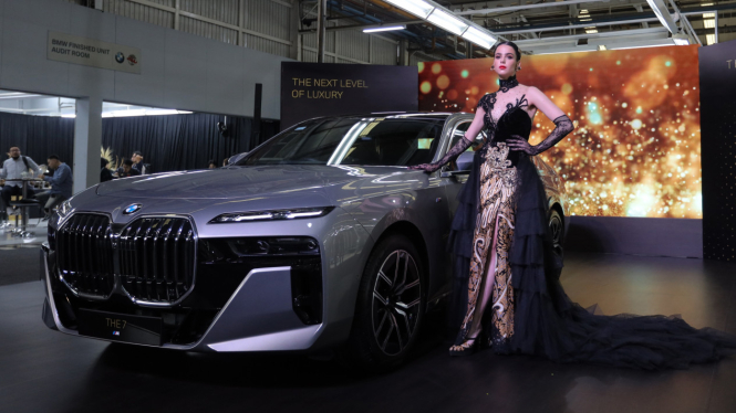 All New BMW Series 7 rakitan lokal