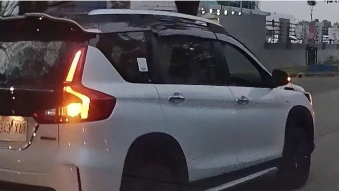 Penampakan Suzuki XL7 Hybrid