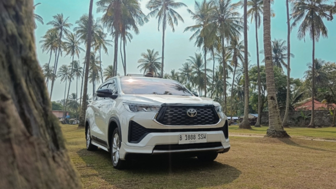 Test drive Kijang Innova Zenix Hybrid