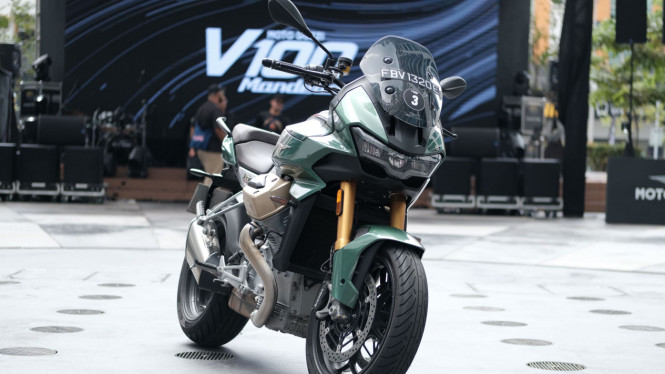 Moto Guzzi V100 Mandello